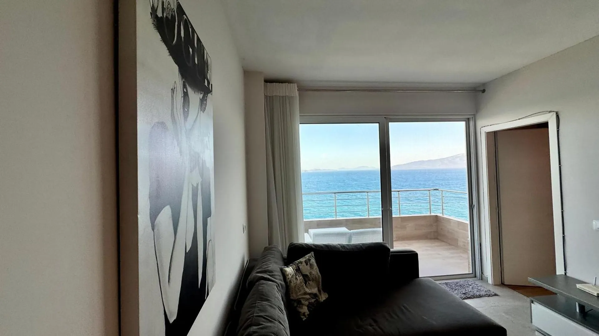 Sunset Breath Taking View Apartment Sarande 0*,