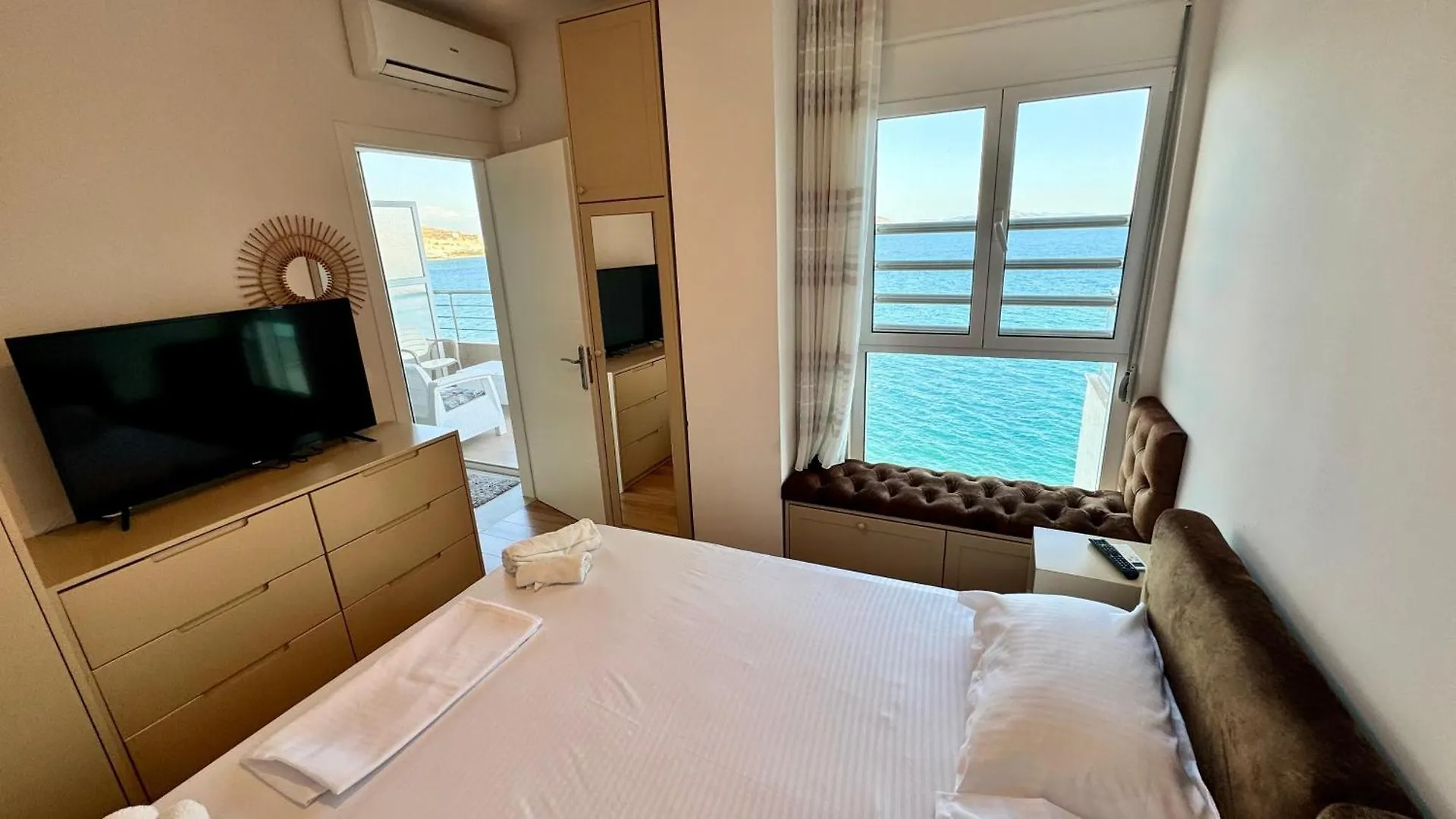 Sunset Breath Taking View Apartment Sarande 0*,